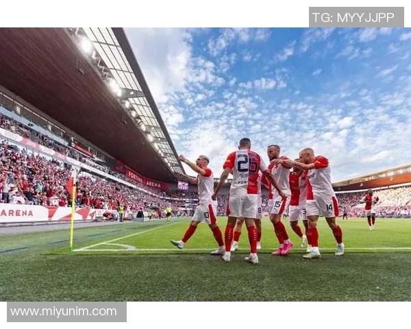 欧冠小组赛巴萨迎战布拉格斯拉维亚全力争胜展现实力